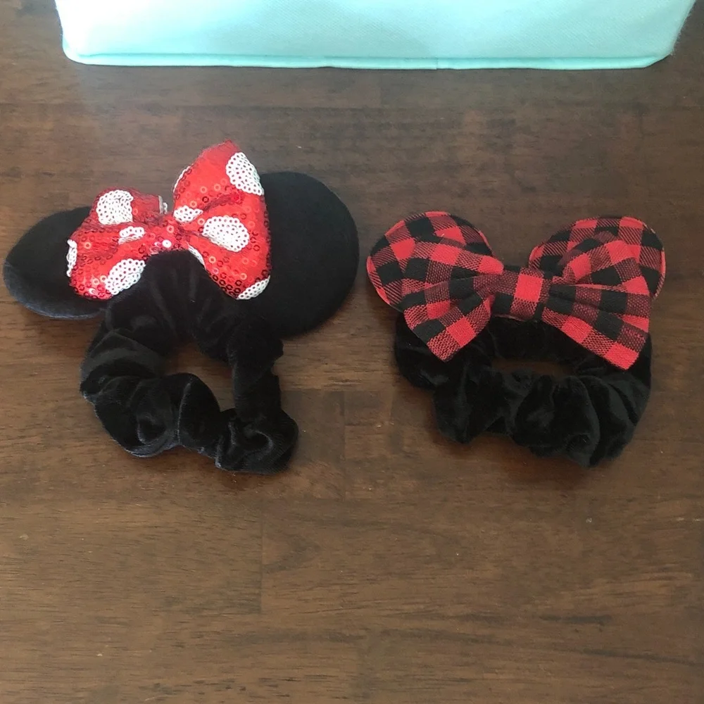 Handmade Women’s Minnie-Style Ear Scrunchie with Sequin Bow & Plaid Bow